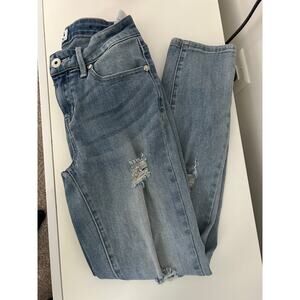 Guess Skinny Jeans *Size 24*